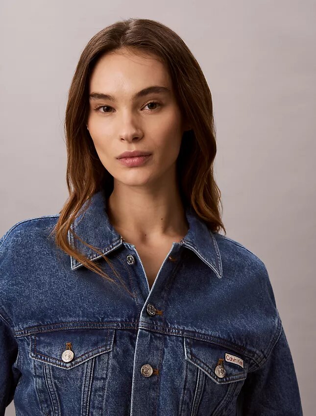 Lyhyt denim-Trucker Jacket Lyhyt denim-Trucker Jacket
