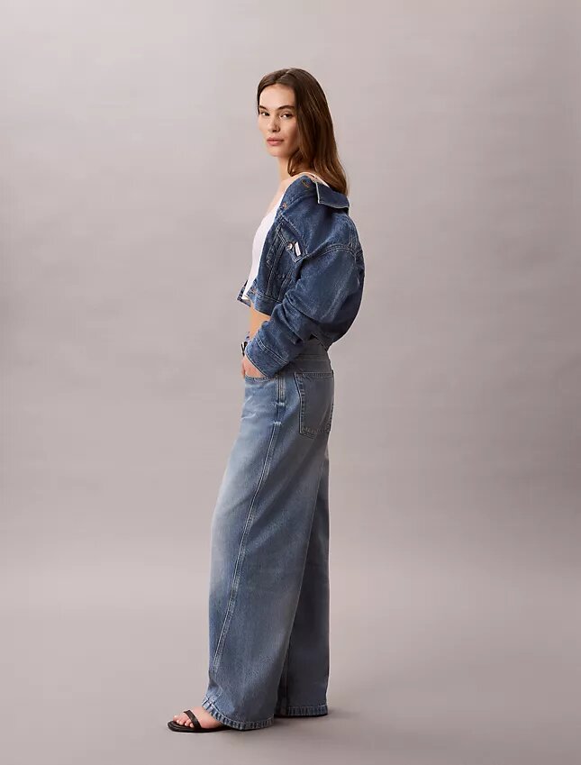 Lyhyt denim-Trucker Jacket Lyhyt denim-Trucker Jacket