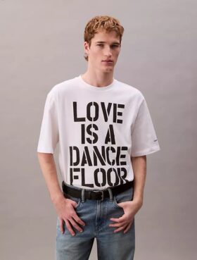 Marc Hundley Pride Love is a Dance Floor -rento T-paita