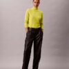 Merinovillainen klassinen turtleneck-villapaita Merinovillainen klassinen turtleneck-villapaita