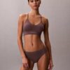 Microfiber-saumaton, kevyesti vuorattu Bralette