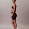 Minimalistiset, selkäaukolliset mesh-boyshortit