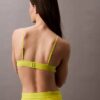 Moderni logolla varustettu kolmiomallinen Bikini-yläosa Moderni logolla varustettu kolmiomallinen Bikini-yläosa