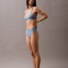 Moderni logolla varustettu kolmiomallinen Bikini-yläosa Moderni logolla varustettu kolmiomallinen Bikini-yläosa