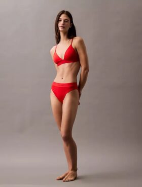 Moderni logolla varustettu Swim Bikini alaosa Moderni logolla varustettu Swim Bikini alaosa