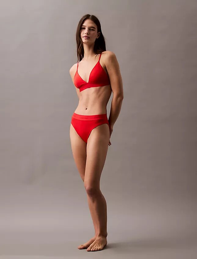 Moderni logolla varustettu Swim Bikini alaosa Moderni logolla varustettu Swim Bikini alaosa
