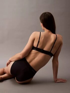 Moderni logolla varustettu Swim Bikini alaosa Moderni logolla varustettu Swim Bikini alaosa