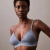 Moderni pitsi, kevyesti vuorattu kolmiomallinen Bralette Moderni pitsi, kevyesti vuorattu kolmiomallinen Bralette