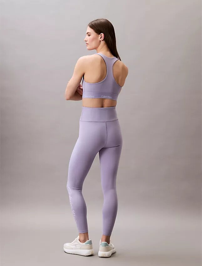 Modernit urheilulliset korkeavyötäröiset 7/8-leggingsit Modernit urheilulliset korkeavyötäröiset 7/8-leggingsit