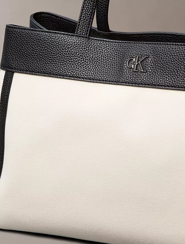 Monogram-kangaskassi, keskikokoinen Monogram-kangaskassi, keskikokoinen