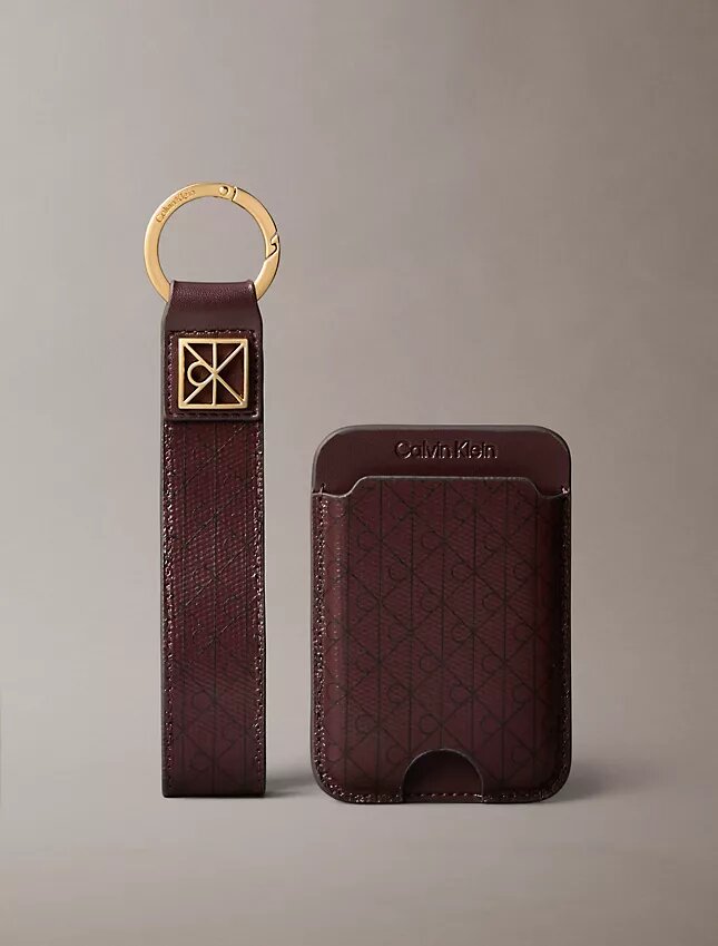 Monogram-kuvioinen avaimenperä ja korttikotelo Monogram-kuvioinen avaimenperä ja korttikotelo