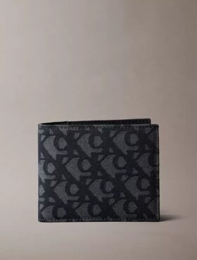 Monogram-kuvioinen kaksitaitteinen lompakko