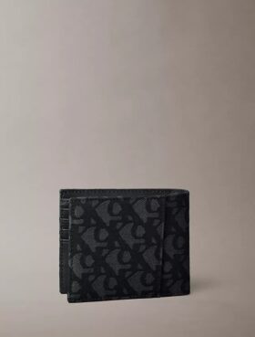 Monogram-kuvioinen kaksitaitteinen lompakko