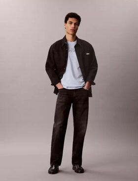 Monogram Line Graphic Classic T-paita