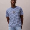 Monogram Stripe -rento T-paita Monogram Stripe -rento T-paita
