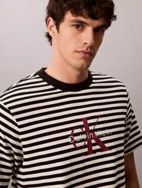 Monogram Stripe -rento T-paita