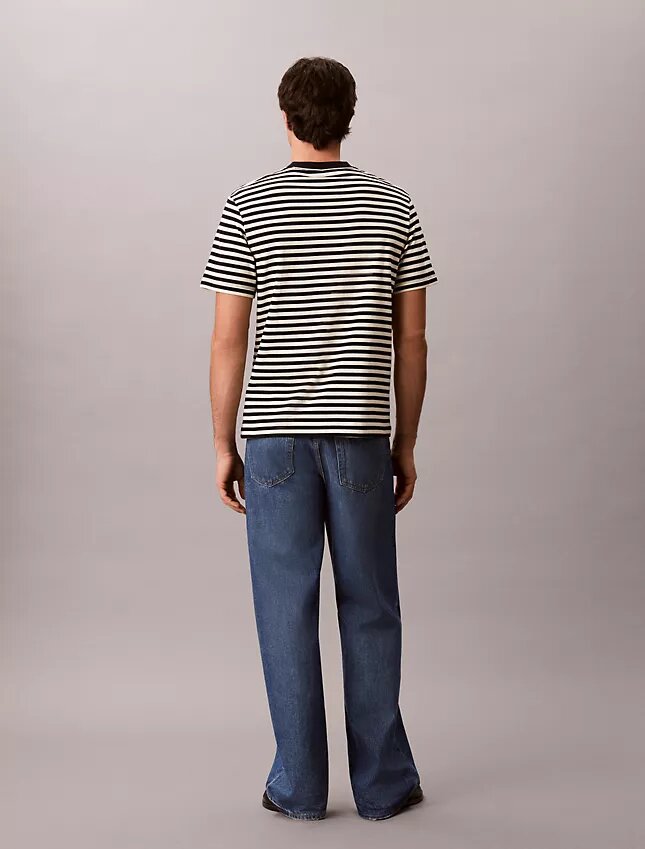 Monogram Stripe -rento T-paita Monogram Stripe -rento T-paita