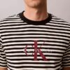 Monogram Stripe -rento T-paita Monogram Stripe -rento T-paita
