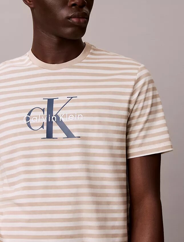 Monologo Graphic Stripe Classic T-paita Monologo Graphic Stripe Classic T-paita