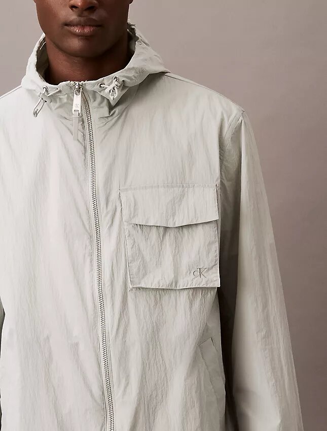 Nailoninen hupullinen rento takki Nailoninen hupullinen rento takki