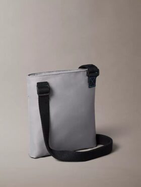 Nylon Monologo Flatpack Nylon Monologo Flatpack