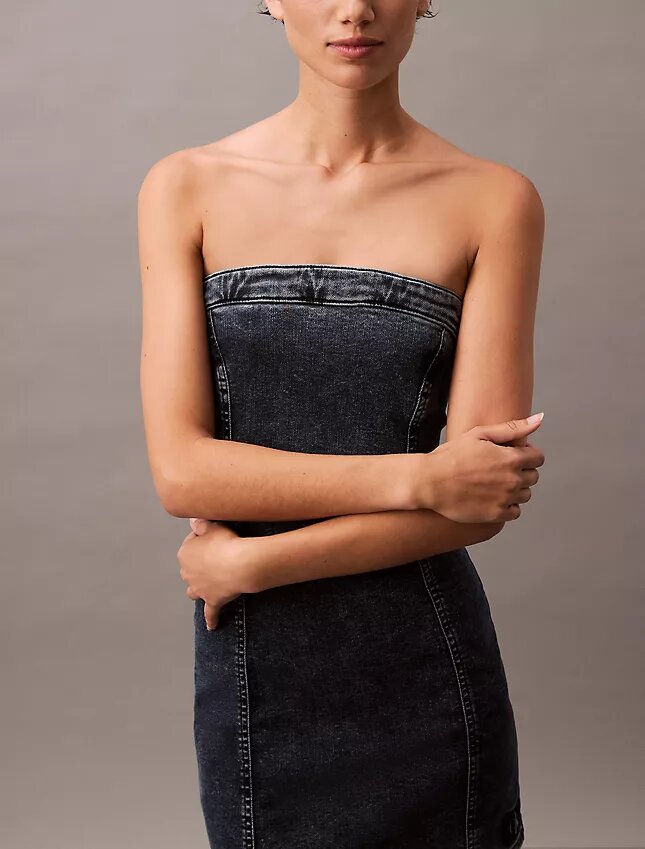 Olkaimeton Denim-minimekko Olkaimeton Denim-minimekko