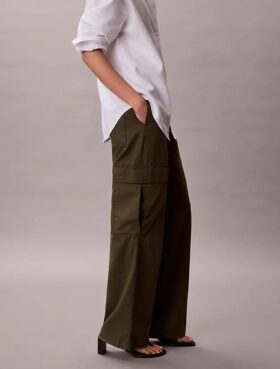 Pehmeät twill-cargohousut