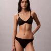 Perfectly Fit ultrakevyt bikinialusvaate Perfectly Fit ultrakevyt bikinialusvaate