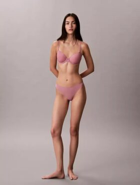 Perfectly Fit ultrakevyt Thong