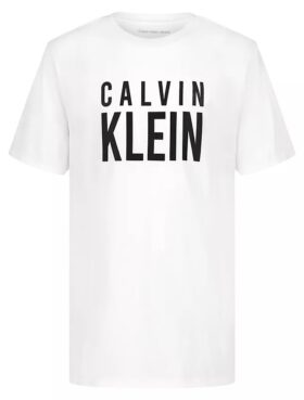 Pojien klassinen T-paita logokuvioinnilla