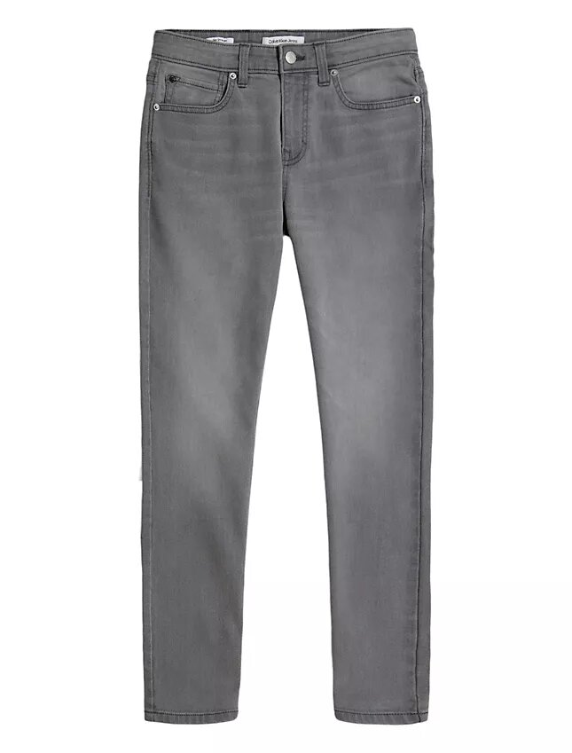 Pojille tarkoitetut Stretch Denim-farkut Pojille tarkoitetut Stretch Denim-farkut