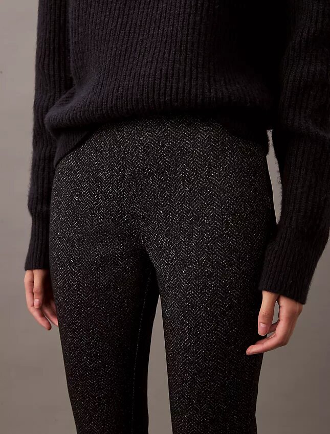 Ponte-kankaasta valmistetut, herringbone-kuvioiset skinny-housut Ponte-kankaasta valmistetut, herringbone-kuvioiset skinny-housut