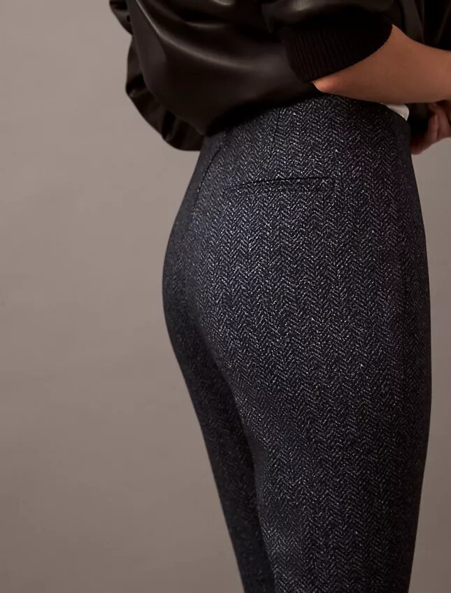 Ponte-kankaasta valmistetut, herringbone-kuvioiset skinny-housut Ponte-kankaasta valmistetut, herringbone-kuvioiset skinny-housut