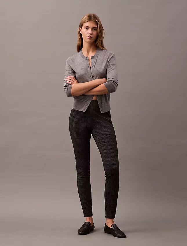 Ponte-kankaasta valmistetut houndstooth-kuvioiset skinny-housut Ponte-kankaasta valmistetut houndstooth-kuvioiset skinny-housut