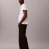 Pride-logolla varustettu Easy Tee -paita Pride-logolla varustettu Easy Tee -paita