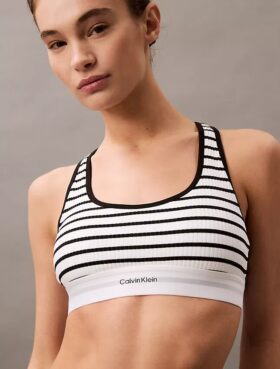 Puuvilla-Modal-stretch-rib-kangasta oleva, kevyesti vuorattu Bralette Puuvilla-Modal-stretch-rib-kangasta oleva, kevyesti vuorattu Bralette