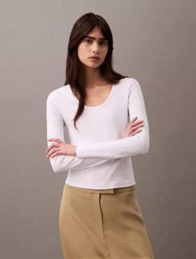 Puuvillainen Contour Rib U-Neck -paita
