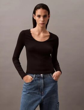 Puuvillainen Contour Rib U-Neck -paita