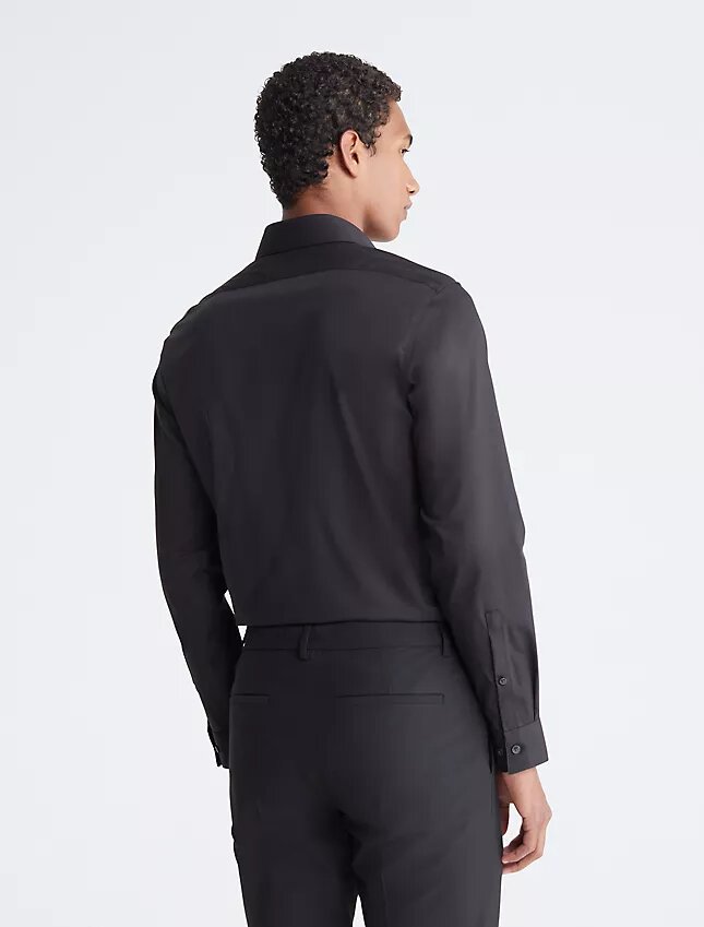 Puuvillainen slim fit -meko, jossa on kalanruotokuvio Puuvillainen slim fit -meko, jossa on kalanruotokuvio