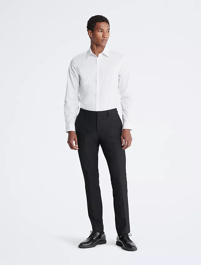 Puuvillainen slim fit -meko, jossa on kalanruotokuvio Puuvillainen slim fit -meko, jossa on kalanruotokuvio