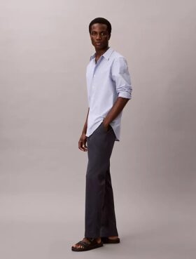 Puuvillaiset slim-malliset chinohousut
