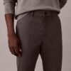 Puuvillasatiiniset slim-fit-chino-housut