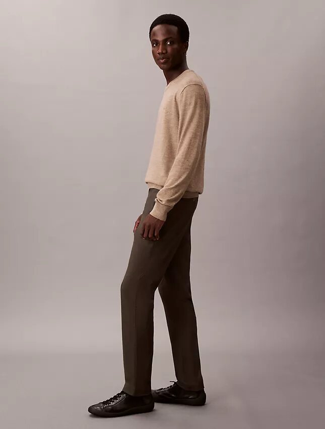Puuvillasatiiniset slim-fit-chino-housut Puuvillasatiiniset slim-fit-chino-housut