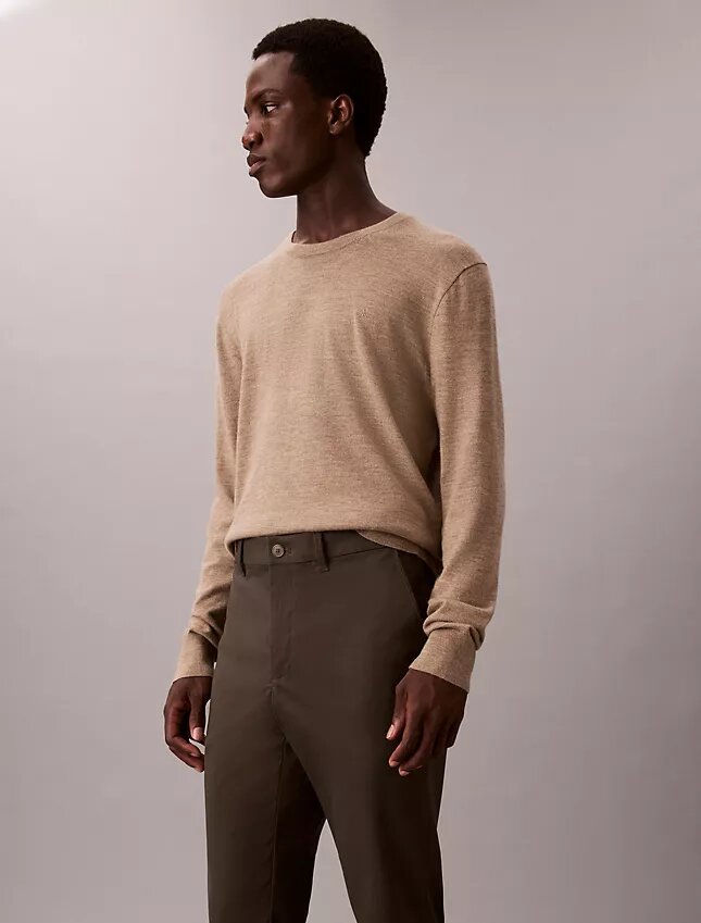 Puuvillasatiiniset slim-fit-chino-housut Puuvillasatiiniset slim-fit-chino-housut