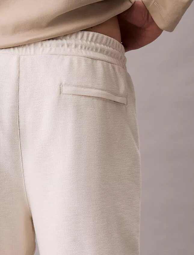 Puuvillaseoksesta valmistetut bouclé-shortsit Puuvillaseoksesta valmistetut bouclé-shortsit