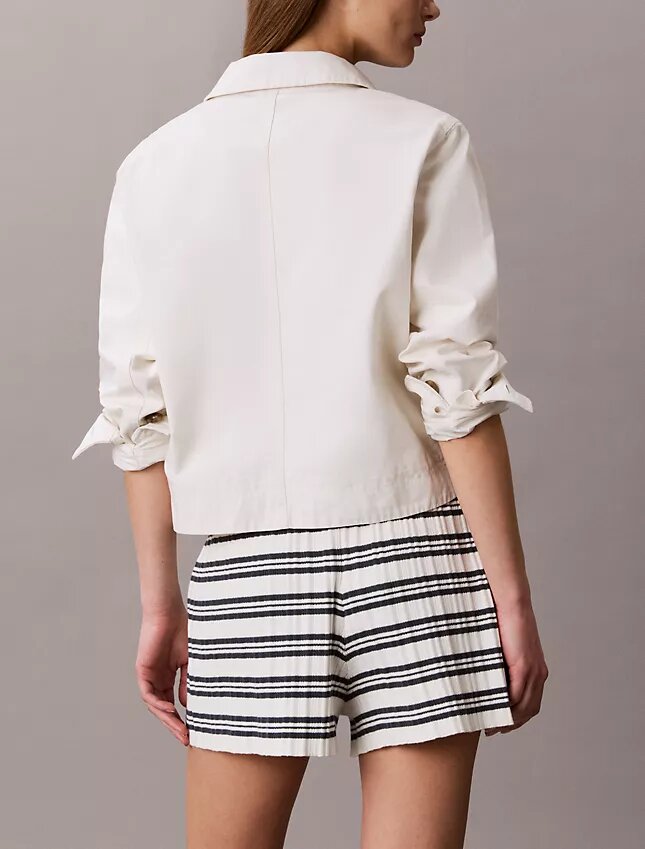 Raidalliset ribbineulotut shortsit Raidalliset ribbineulotut shortsit