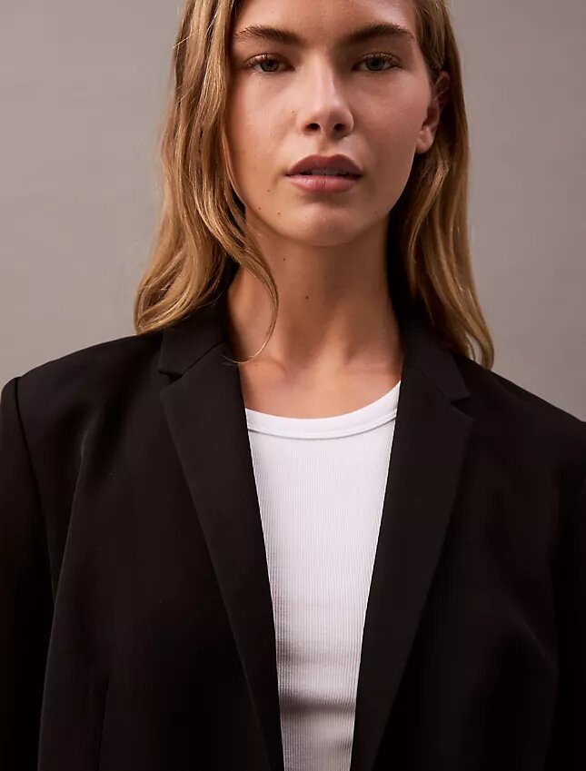 Räätälöity rayon-bleiseri Räätälöity rayon-bleiseri