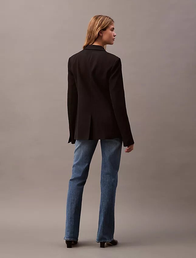 Räätälöity rayon-bleiseri Räätälöity rayon-bleiseri