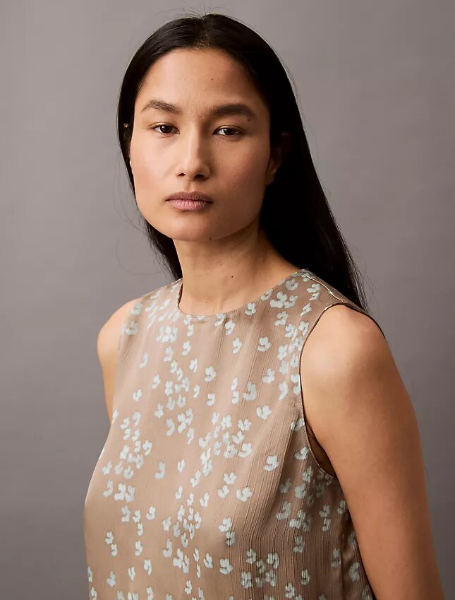 Satiinipainettu hihaton paita Satiinipainettu hihaton paita