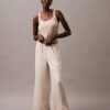 Satiiniset leveälahkeiset unihousut Satiiniset leveälahkeiset unihousut